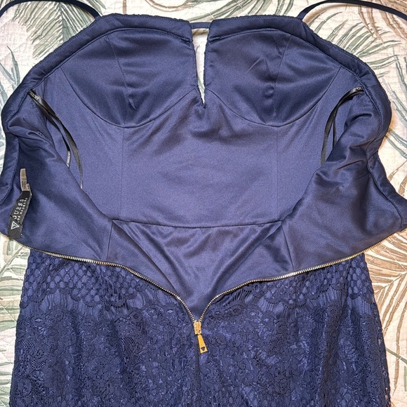 Guess Sheath Dress Blue Lace Spaghetti Strap Size 10 - Picture 11 of 15
